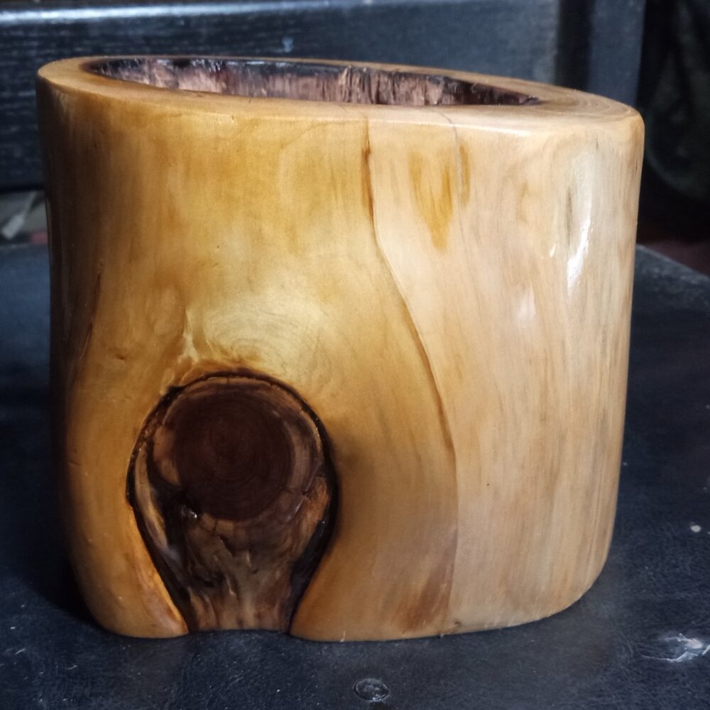 Cedar succulent planter